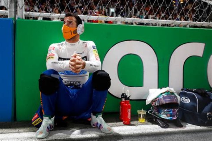 How Do Race Car Drivers Pee