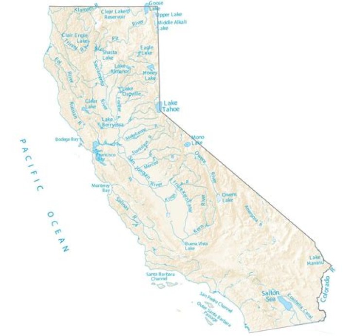 How Many Lakes Are In California