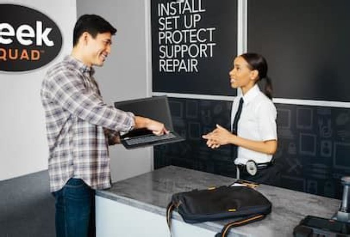 How Much Does Geek Squad Advanced Repair Agent Make