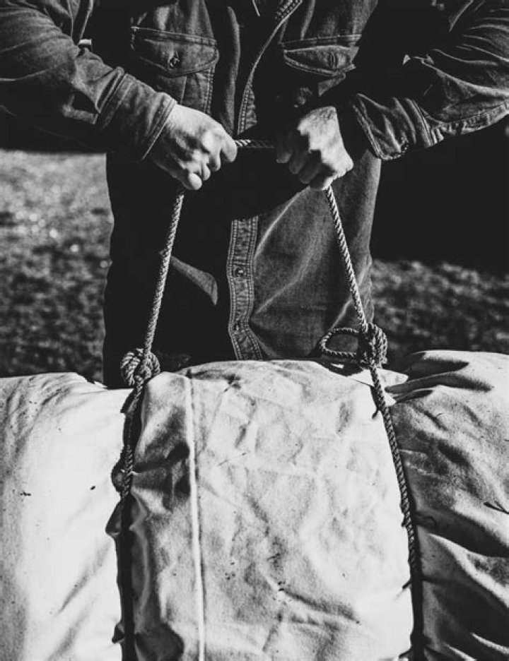 How To Make A Canvas Bedroll