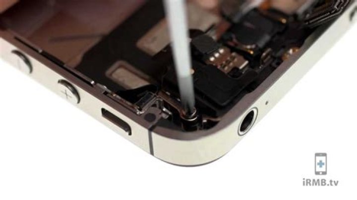 How To Repair Iphone 4 Wifi Antenna