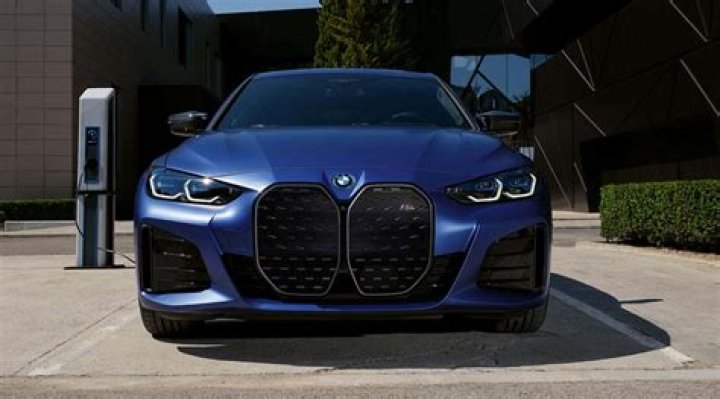Question: Are Bmw Cars Expensive To Repair