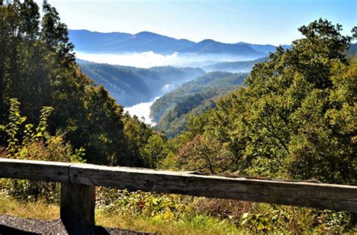 Quick Answer: How Far Is Bryson City From Gatlinburg
