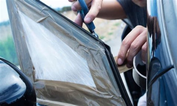 Quick Answer: How To Repair A Spider Crack Windshield
