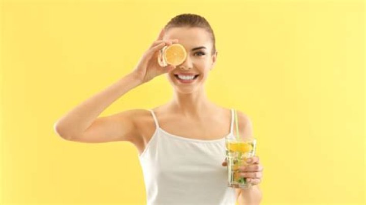 Quick Answer: Is Hot Water And Bottled Lemon Juice Good For You