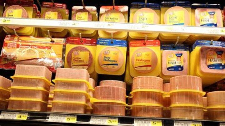 Quick Answer: What Is Hot Dogs And Bologna Made Out Of